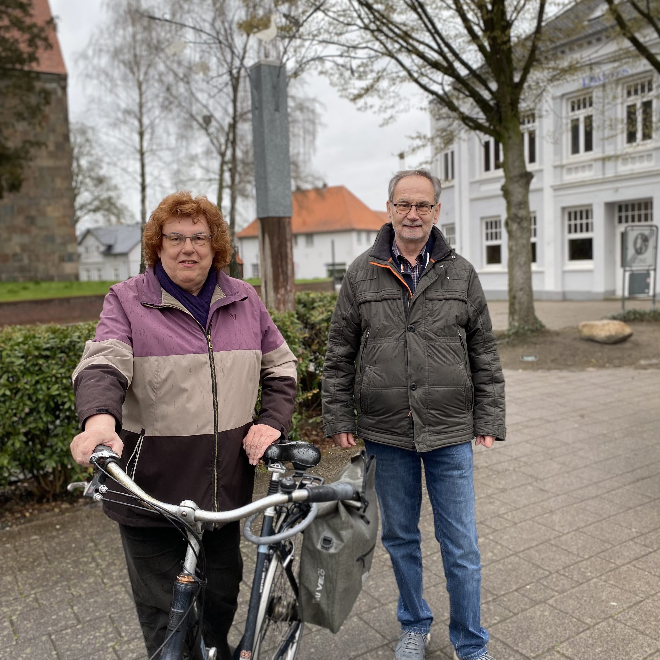 Monika Friedrich und Helmuth Krummacker sind ehrenamtliche Routenpfleger des Landschafts-Erkundungspfad